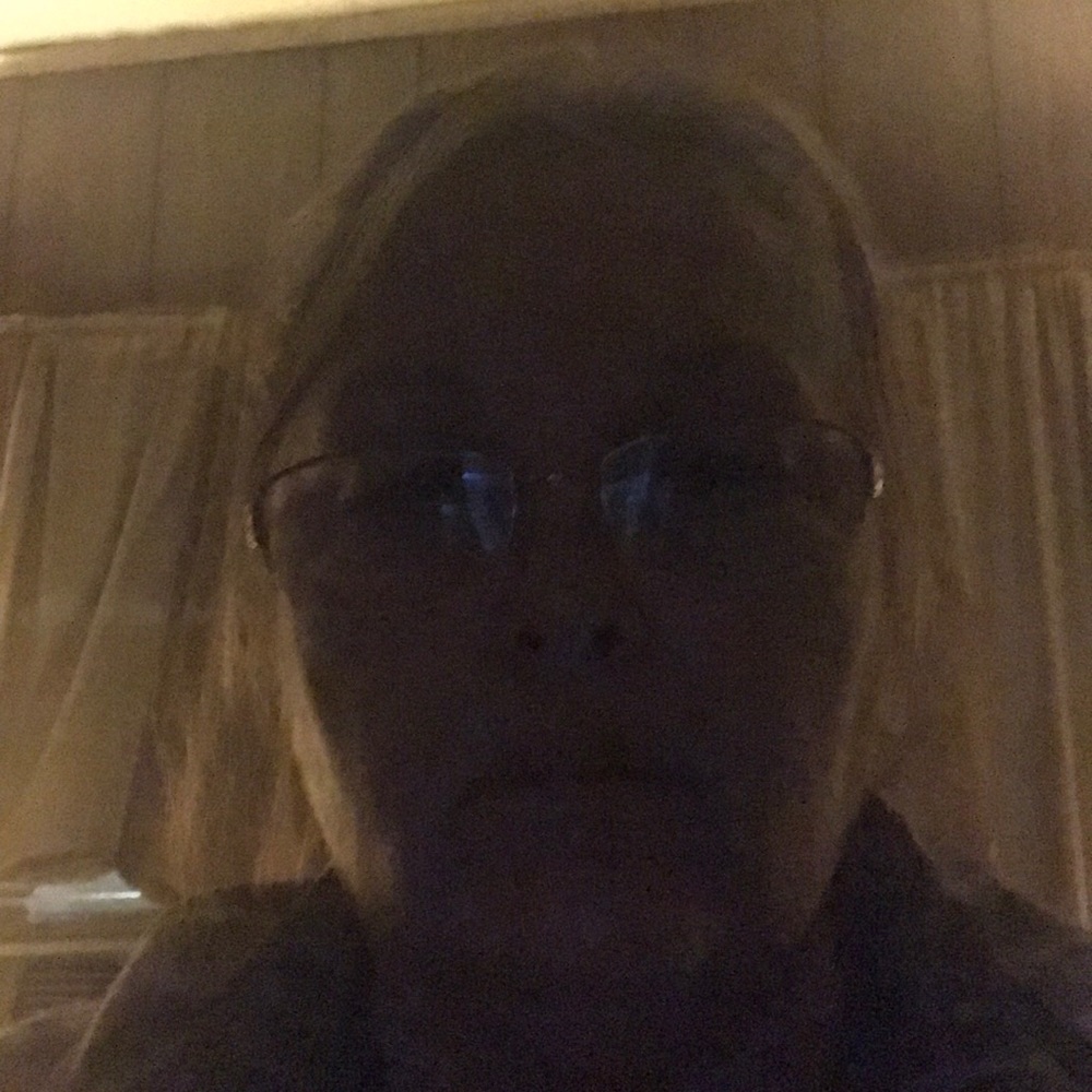 Meet your Posher, Linda